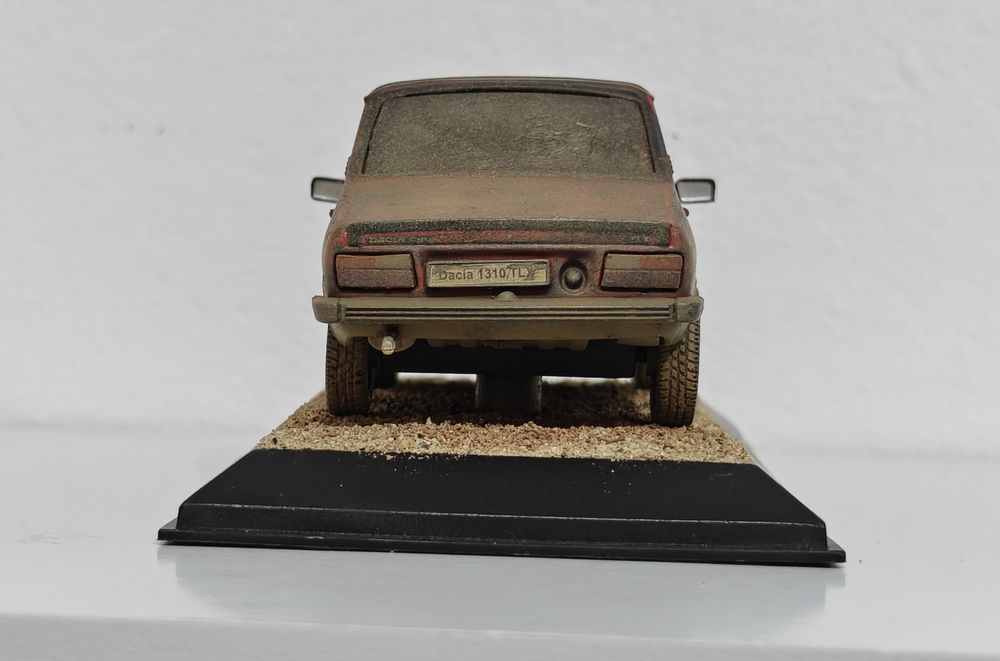 Dioramă Dacia 1310