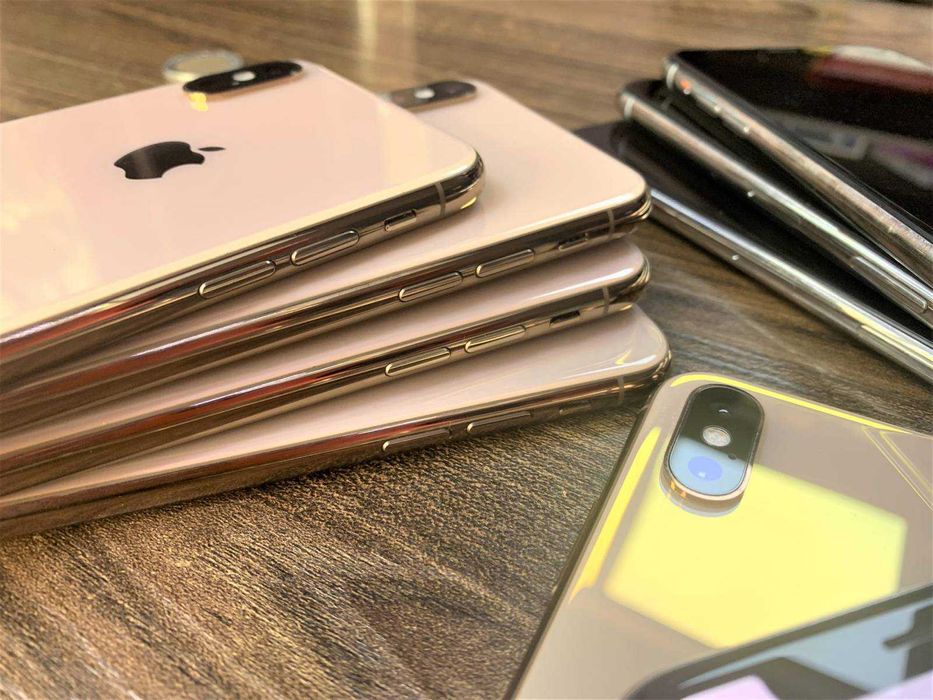 iPhone XS 64GB - 6 месеца Гарания + ПОДАРЪЦИ