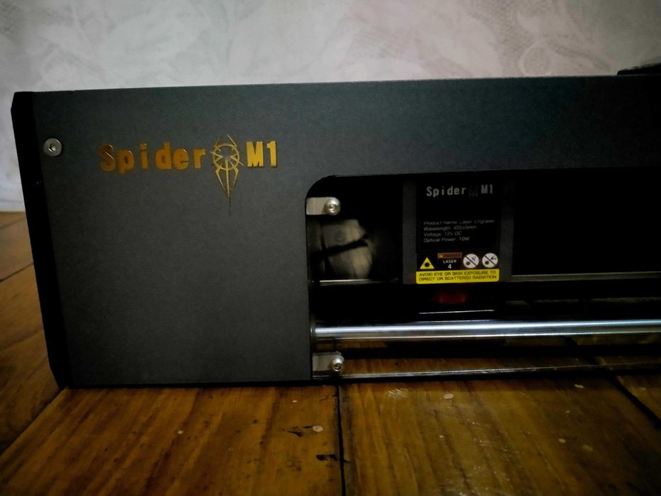 LASER PORTABIL gravură & tăiere Tyvok Spider M1 Max 10W – stare excelentă