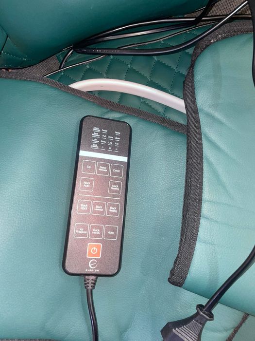 Массажное кресло