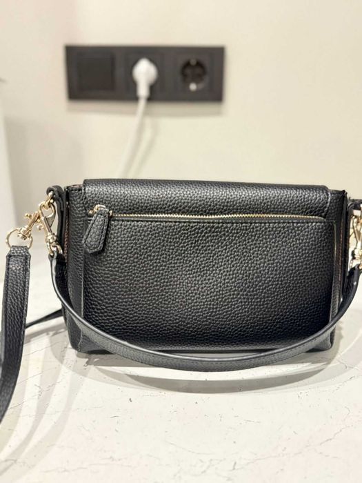 Продам оригинальную сумку Guess