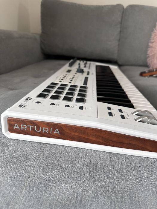 Clapa midi Arturia keylab 49 mkII