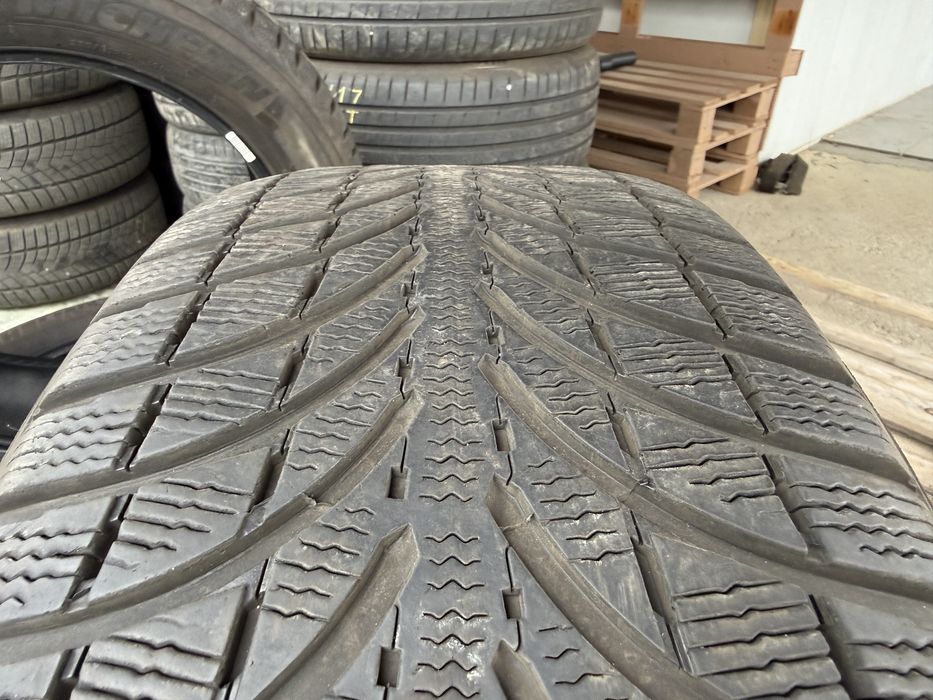 4бр. ОТЛИЧНИ Зимни Гуми С Борд 235/55R/19 **MICHELIN** DOT:0722- 7.0мм.+4.7мм.