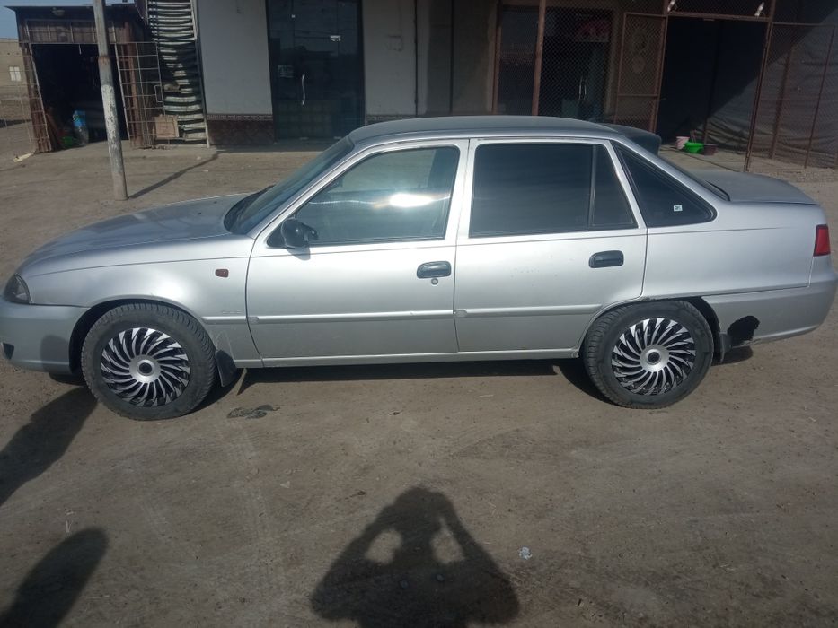 Нексия 2 тез сотилади