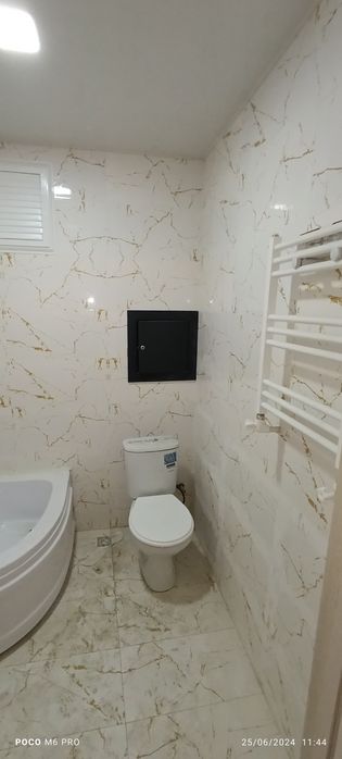 Dom sotiladi pul zarur kelishtirib beraman 3 xona 72.30.kv Samarqand