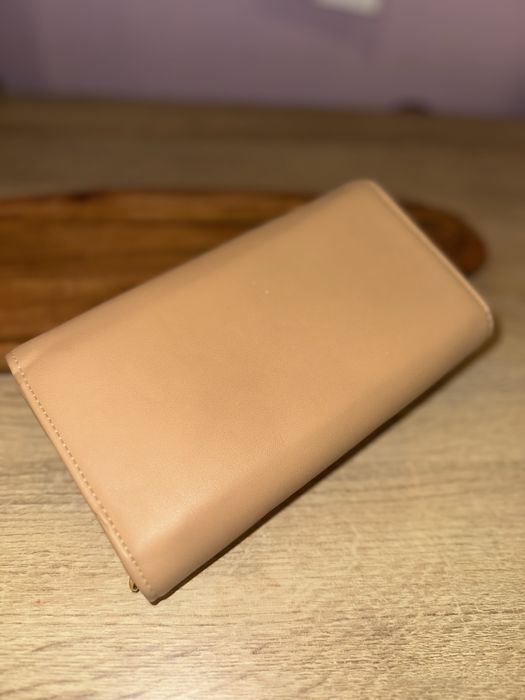 Кожен портфейл с подарък обеци