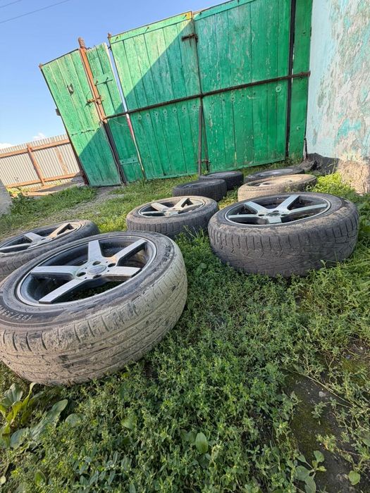 Продам диски с резиной