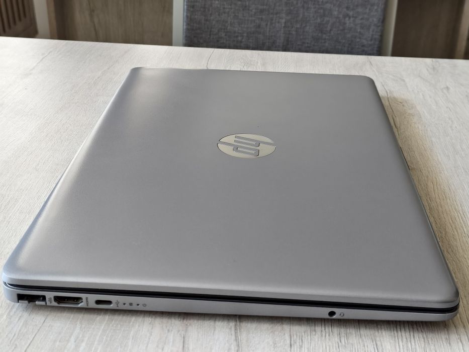 Noutbuk HP 250 G8