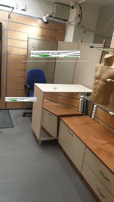 Дава се под наем Магазин в Пловдив, Център - 15 кв.м за 198.9 € - Снимка #2
