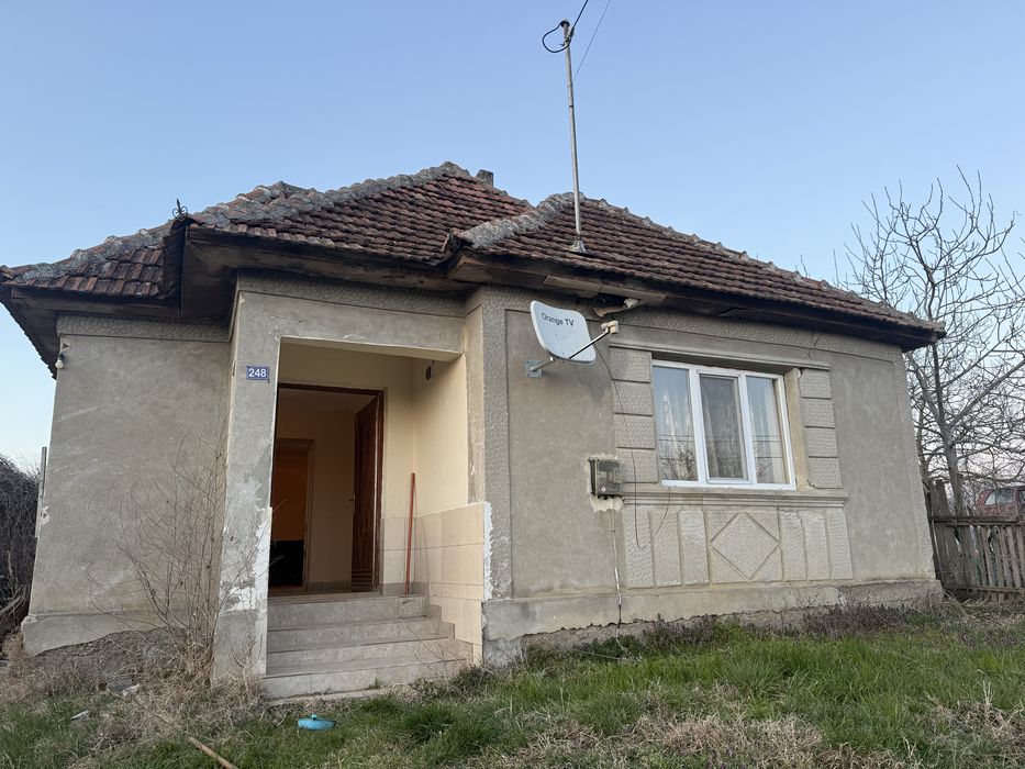 Vand casa in localitatea Valea Vinului, Satu Mare