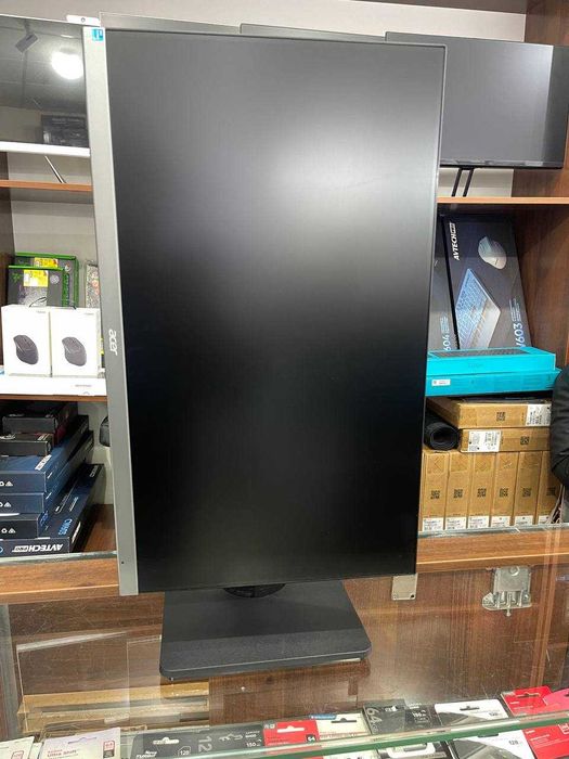 Acer Veriton A810 All-in-One i3-N305 8GB 512GB 24'' ips