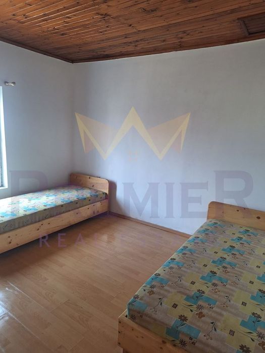 Къща в Добрич, област-с.Дропла площ 83 кв.м с гараж 30кв.м