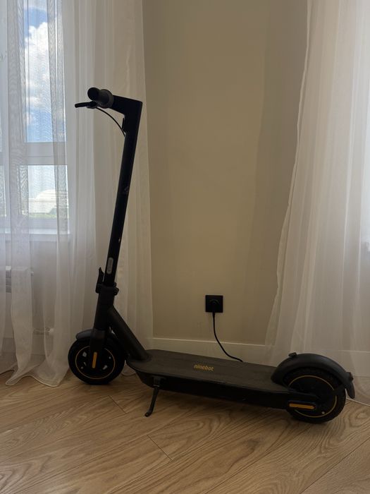 Ninebot Max G30P электросамокат