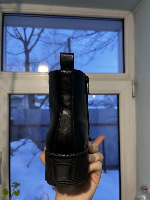 Ботинки черные женские