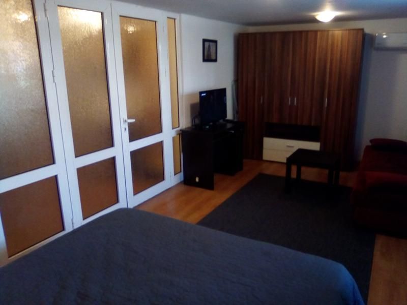 Дава се под наем Двустаен апартамент в София, Център - 45 кв.м за 599 € - Снимка #2