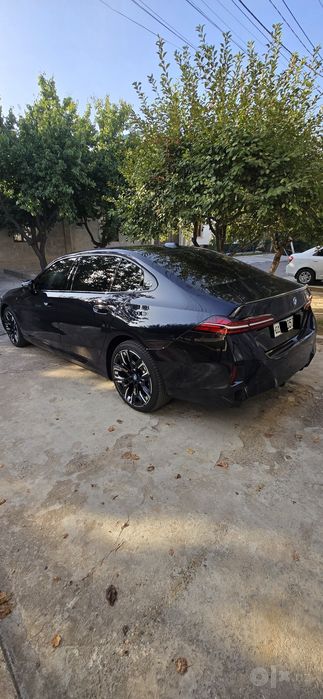 BMW I5   35L Найт пакет