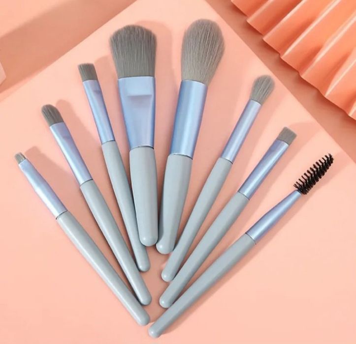 Комплект професионални четки за грим 13 броя