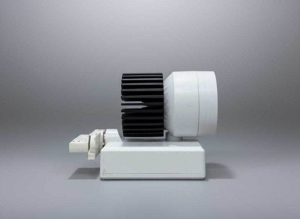 Трековые светильники XTRAM LED TS — 45W / 4000K / 36° PRO для маркетов