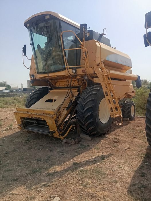 Продам комбайн new Holland