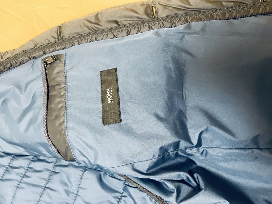 Geaca BOSS  marimea 48