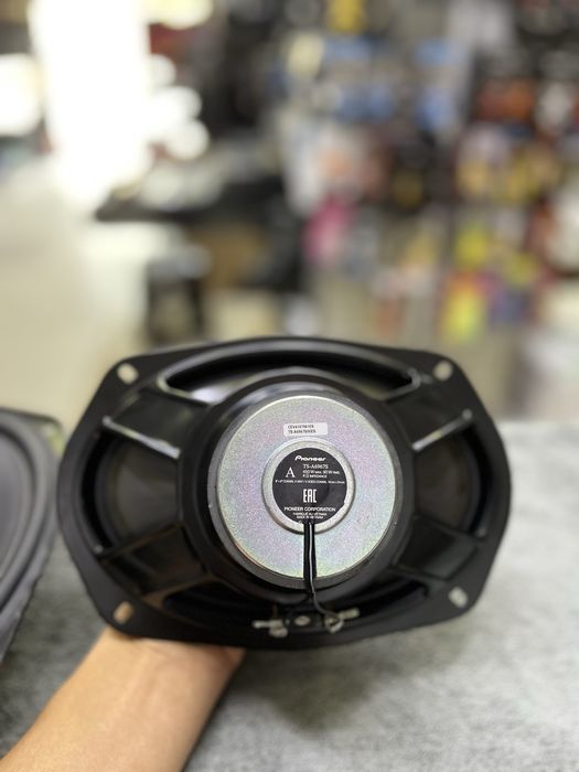 PIONEER 450w li kalonka sotiladi