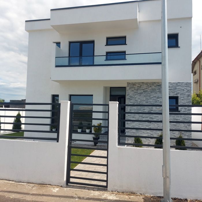 Casă Vilă zona Ford
