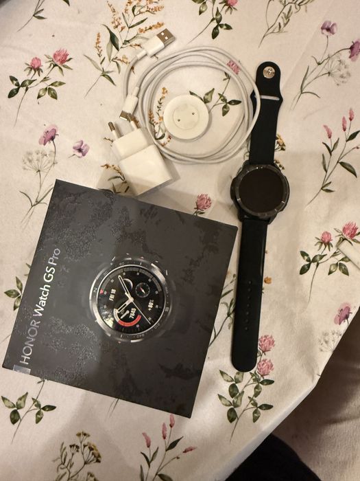 HONOR Watch GS Pro - смарт часовник