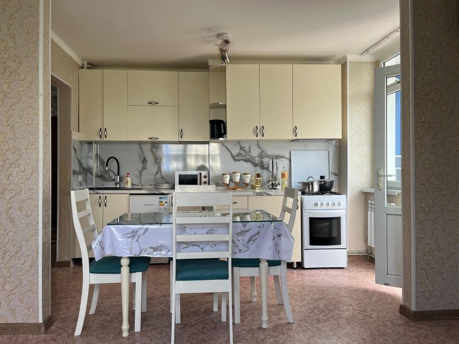 Север  11мкр  Колос . .Арбат