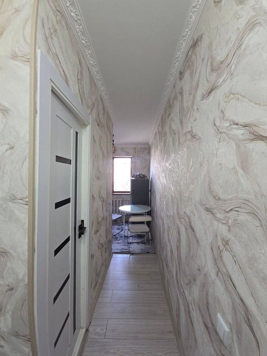 Бухоро шахарда 1 хоналик квартира сотилади