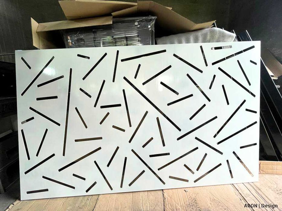 Оградни пана, порти, врати, парапети, табели и много други.