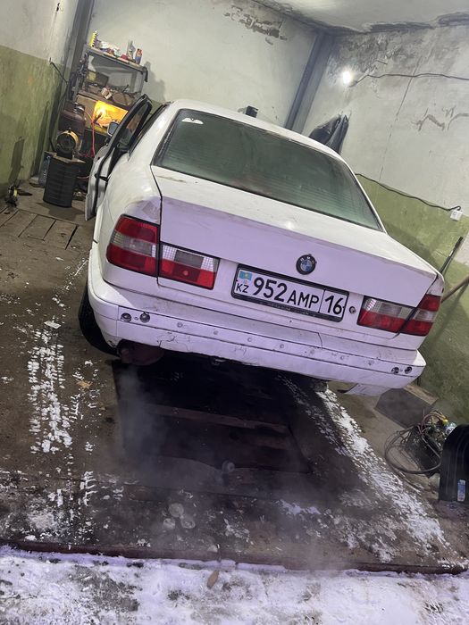 Продам Bmw520i е34