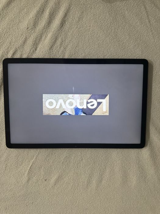 Планшет  Lenovo,черный