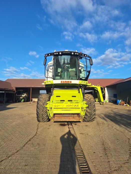 Claas lexion 670 Montana 4x4 c 6.60m