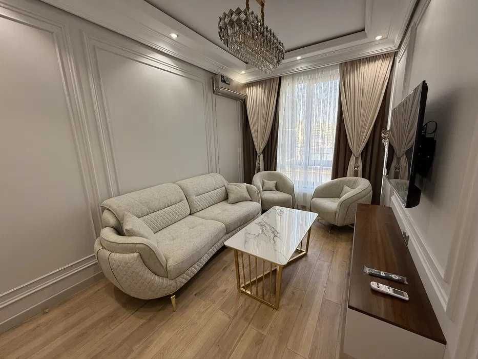 Сдаётся современная квартира на Алмазаре, Себзар, ор-р: ТРЦ "Riveira"!