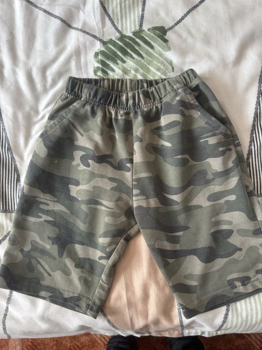 Pantaloni 9-10 ani