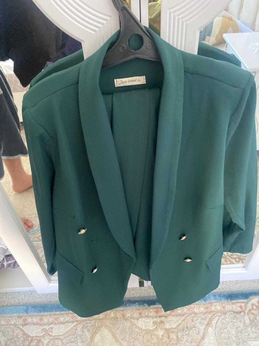 Продам б/у одежду