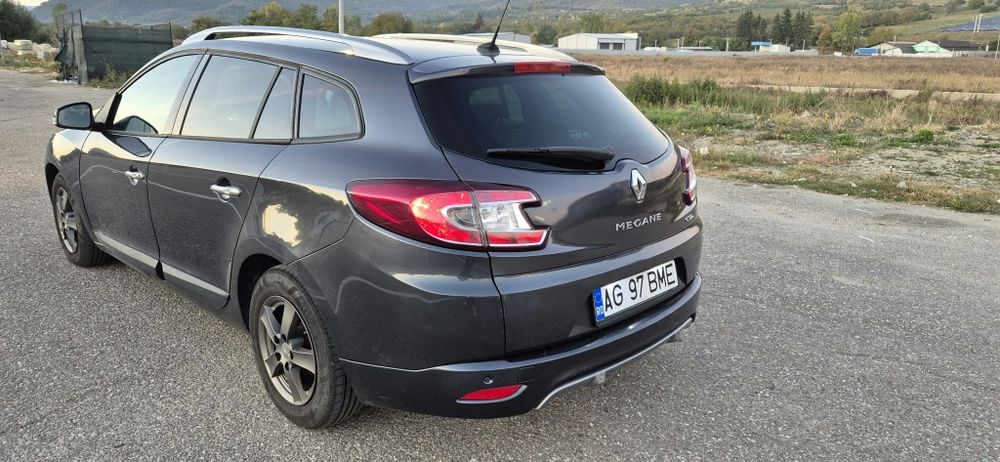 RENAULT Megane 2011 — imagine 4