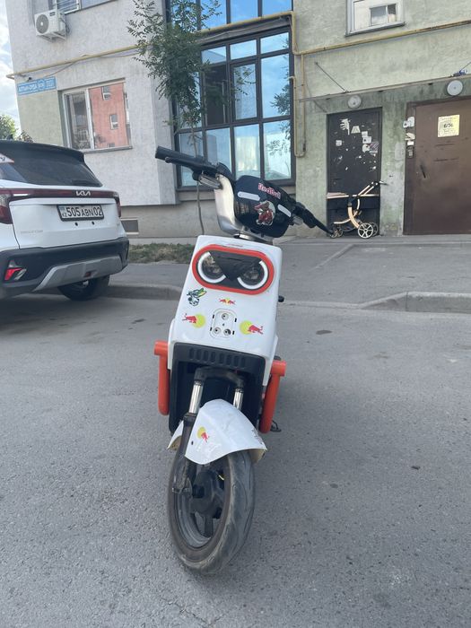 Продам элэктро скутер танк 108