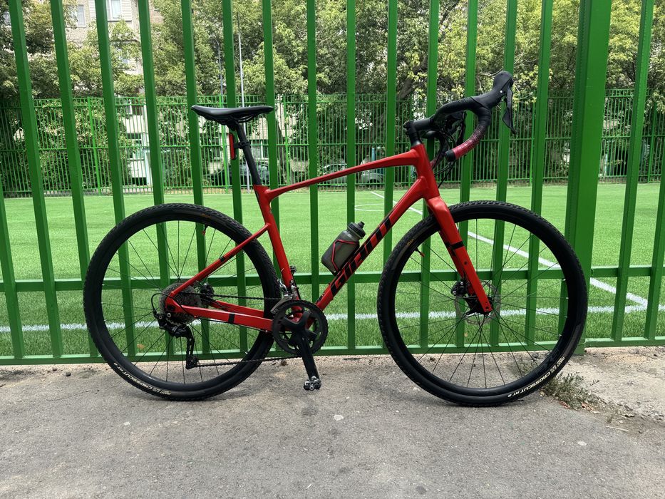 Продам Giant revolt 1 2022