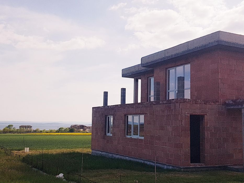 Продава се Къща в Бургас, Сарафово - 203 кв.м за 1355 €/кв.м - Снимка #3