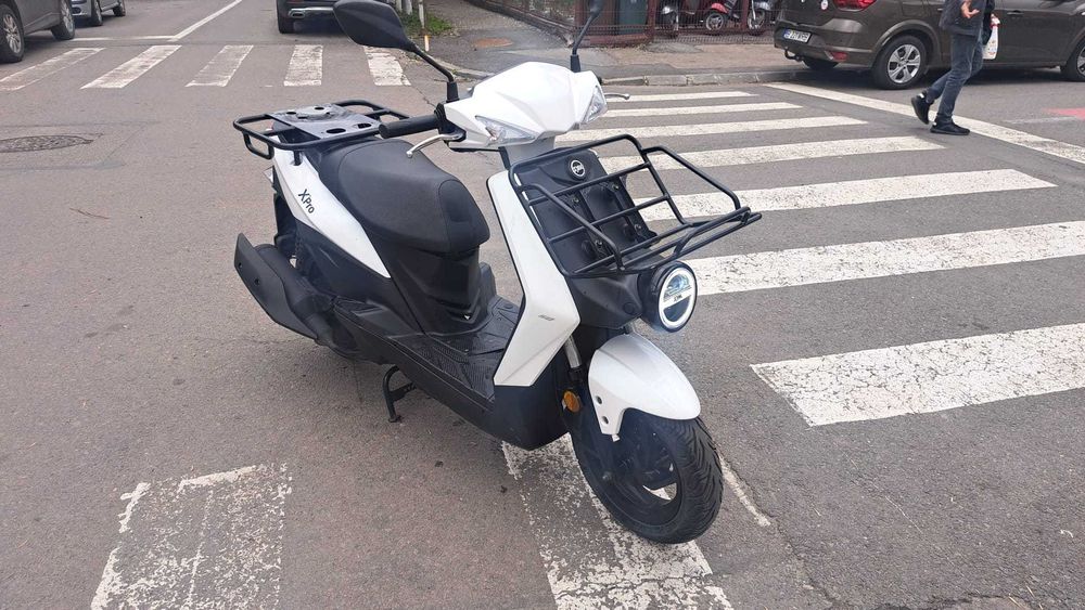 Inchiriez scuter / Scooter Rent / Bike Rent / Delivery Sector 1