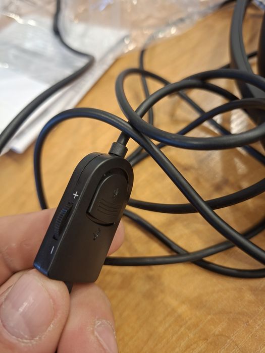 Casti cu microfon