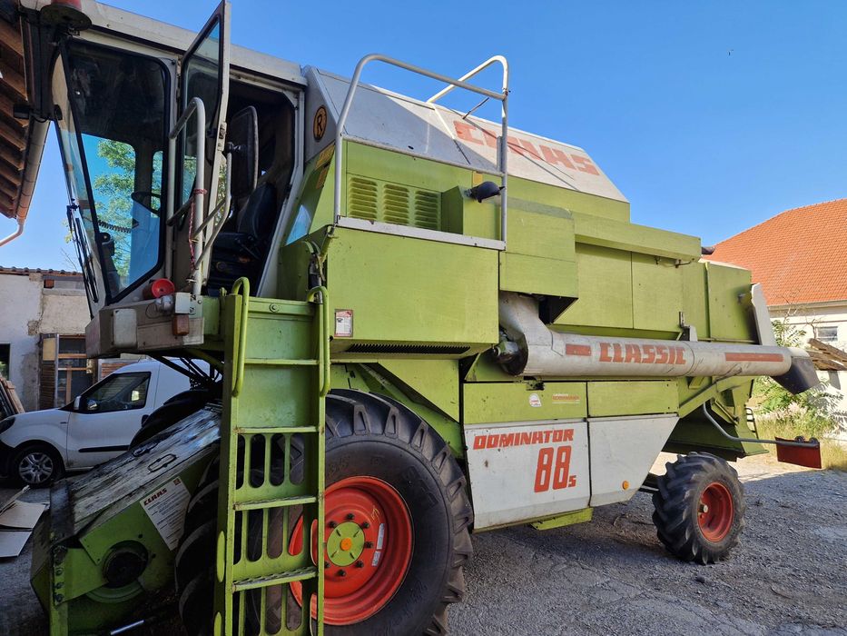 Combina Claas Dominator 88 S
