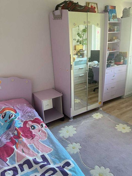 Мебели за детска стая - момиче