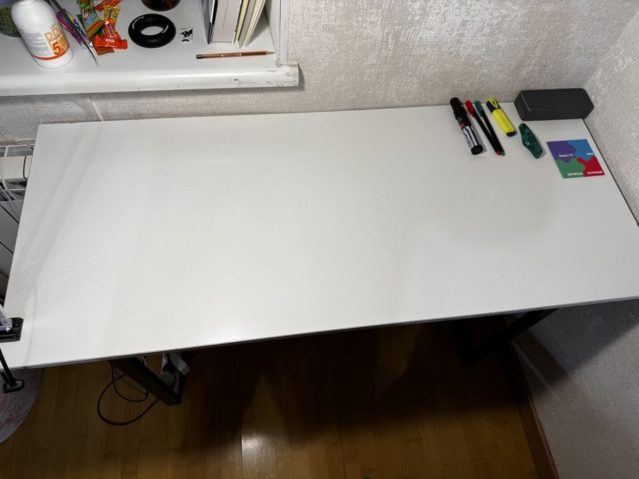 Стол в хорошем состоянии 2 штуки