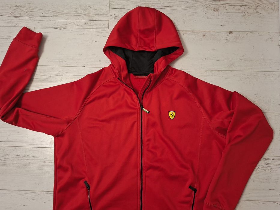 Ferrari-Ориг.суичър