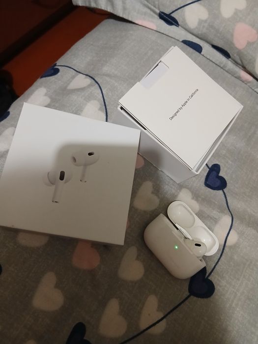 Продам наушники airpods 2