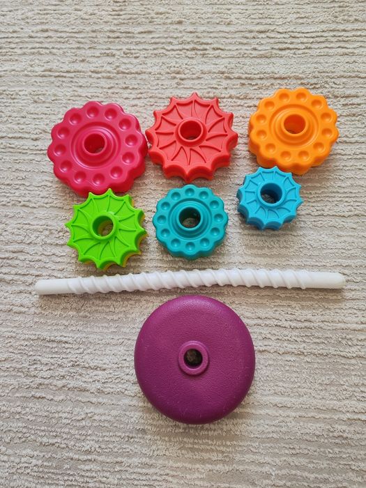 Пирамида развивающая