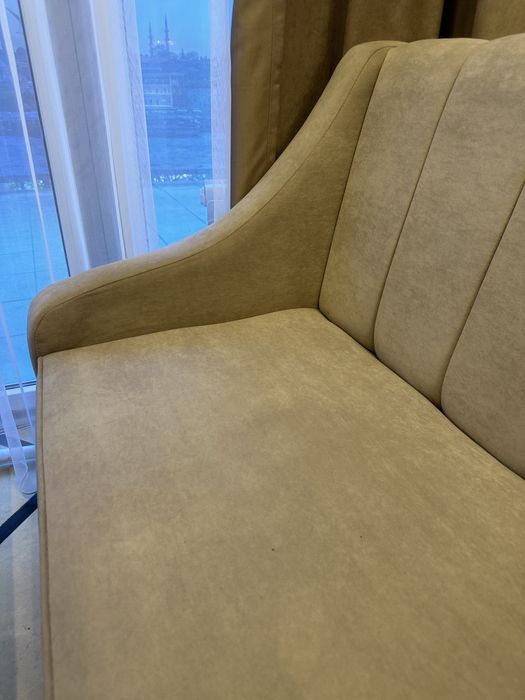 Диваны со склада Диваны в рассрочку Диван оптом Столы для кафе