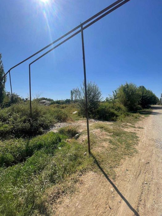 Участка сотилади